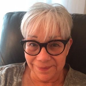 Meet your Posher, Lou ann